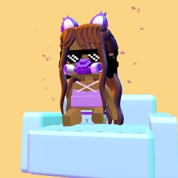 Vlogueuse sur son canape